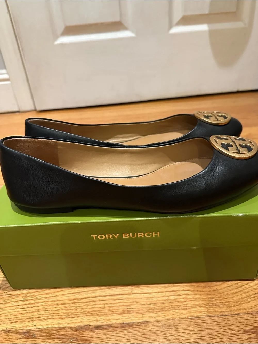 Tory Burch Black Leather Logo Medallion Ballet Flats